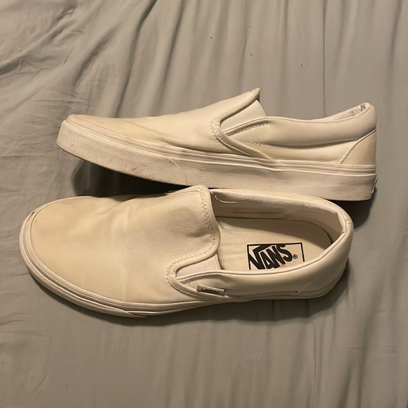 White Slip-On Vans, Men’s 8, Women’s 9.5 - Picture 2 of 7